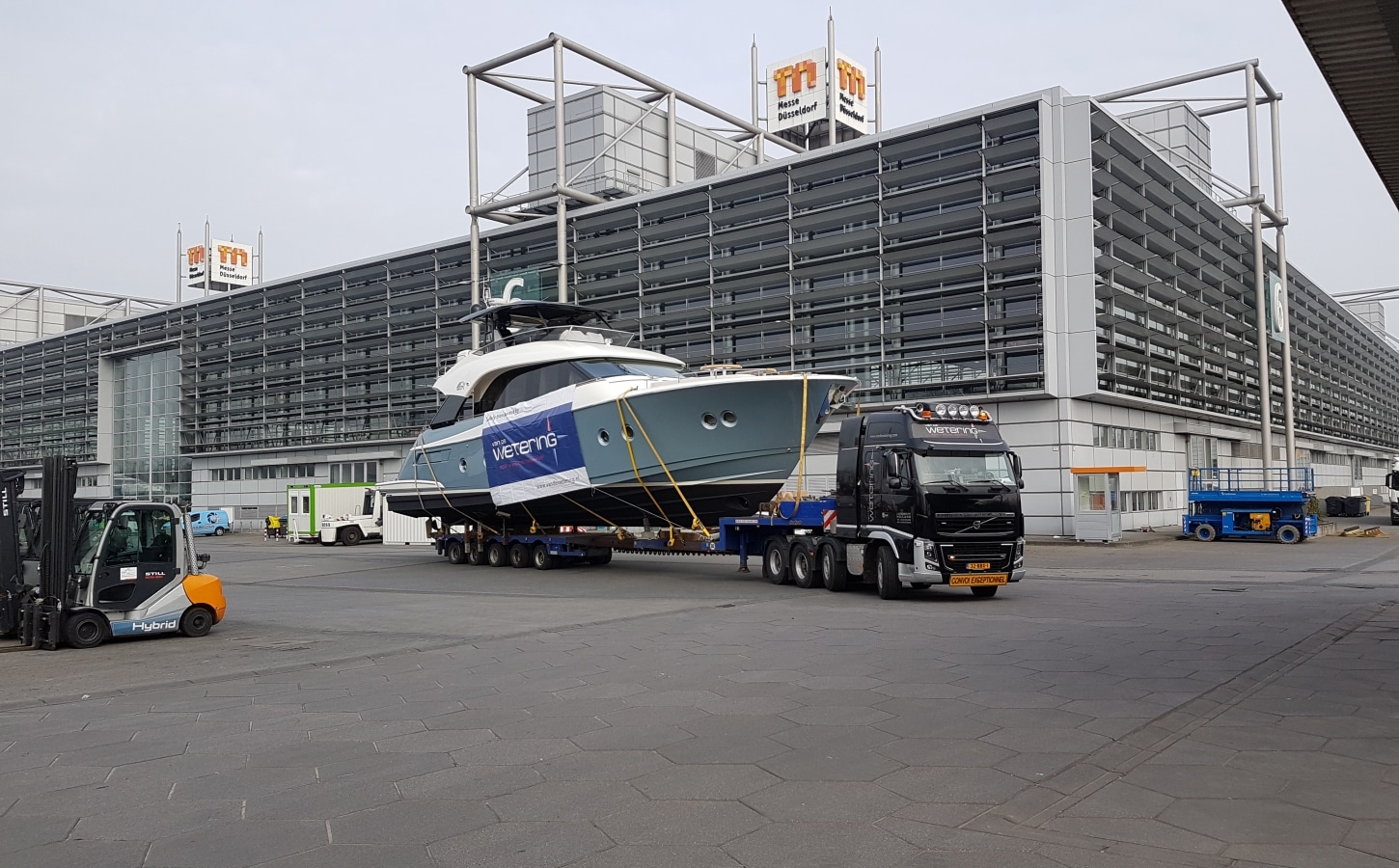 Contact met Van de Wetering Boots- und Spezialtransporte